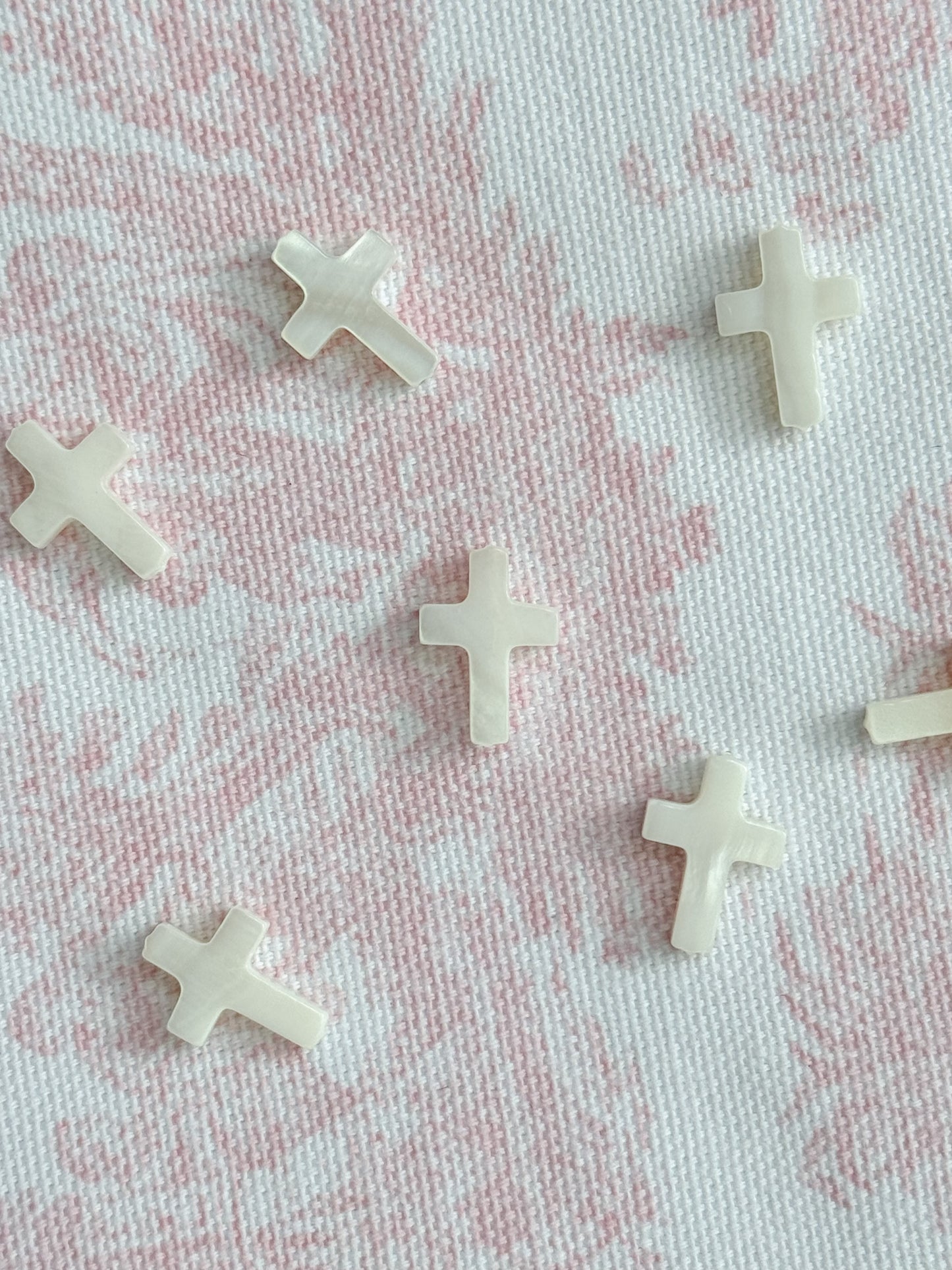 Mother of Pearl Cross Bead