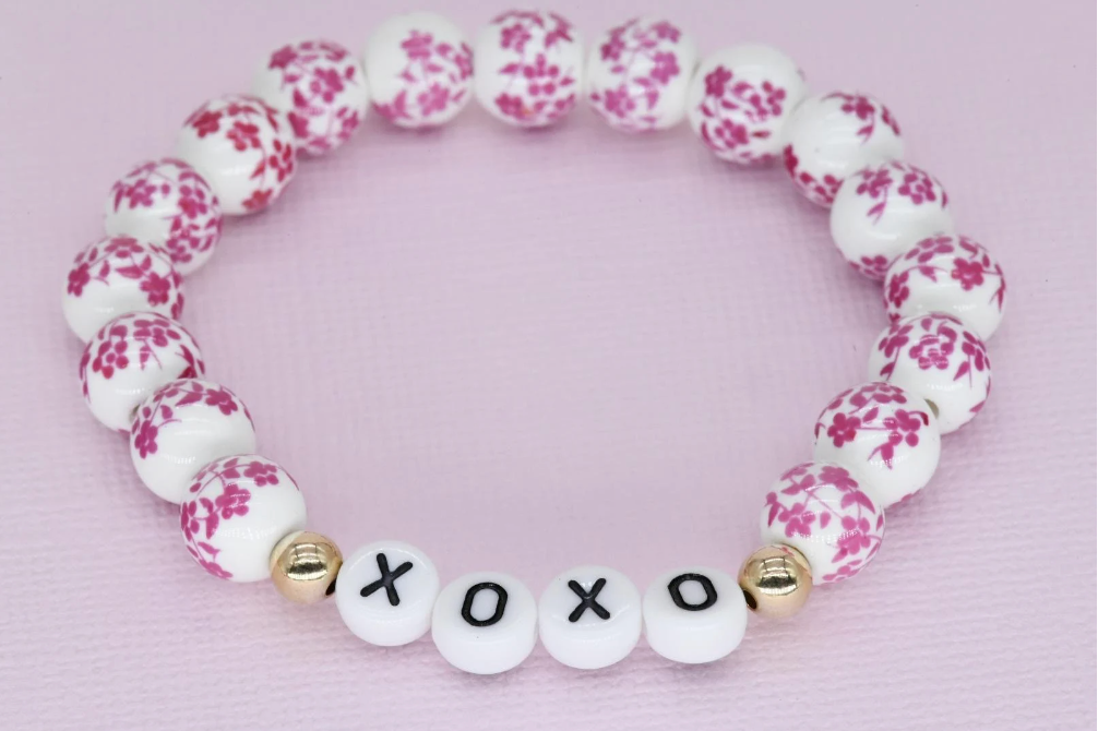 The Chinoiserie Bracelet in Pink & White